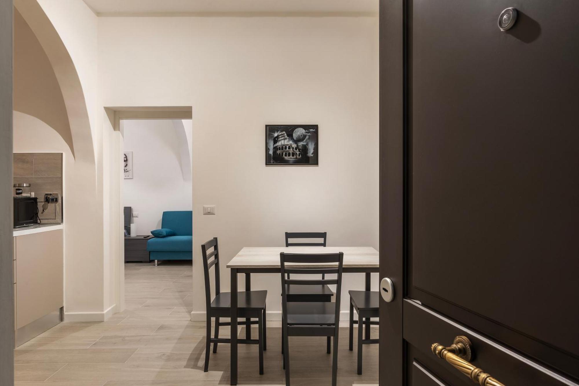 Terme Di Traiano Apartment - 10 Min Dal Colosseo Roma Ngoại thất bức ảnh