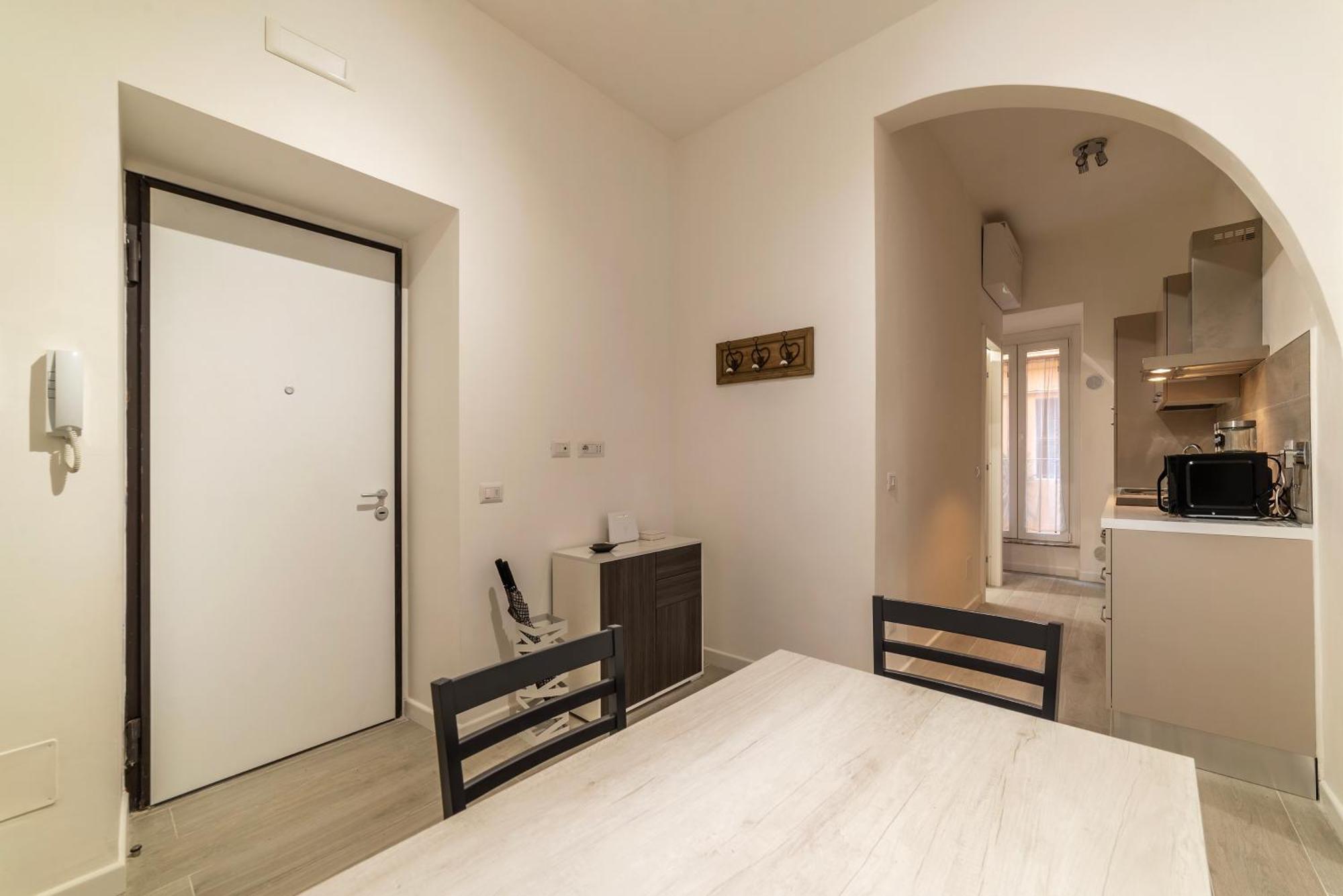 Terme Di Traiano Apartment - 10 Min Dal Colosseo Roma Ngoại thất bức ảnh